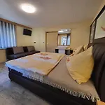 Lägenhet Ferienwohnung-gerti Uderns